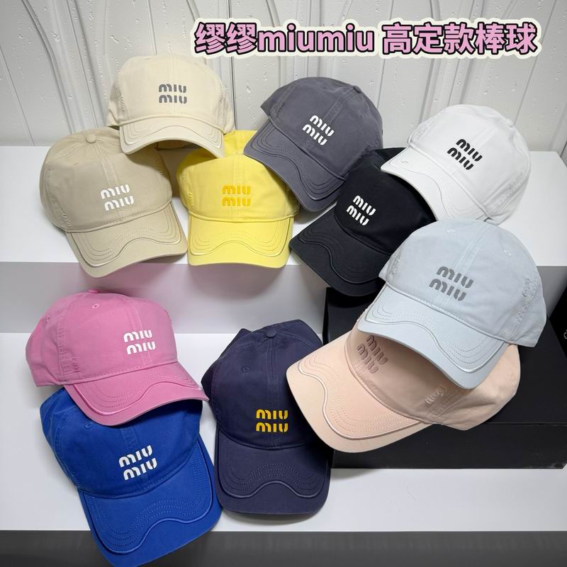 Miumiu cap dx63